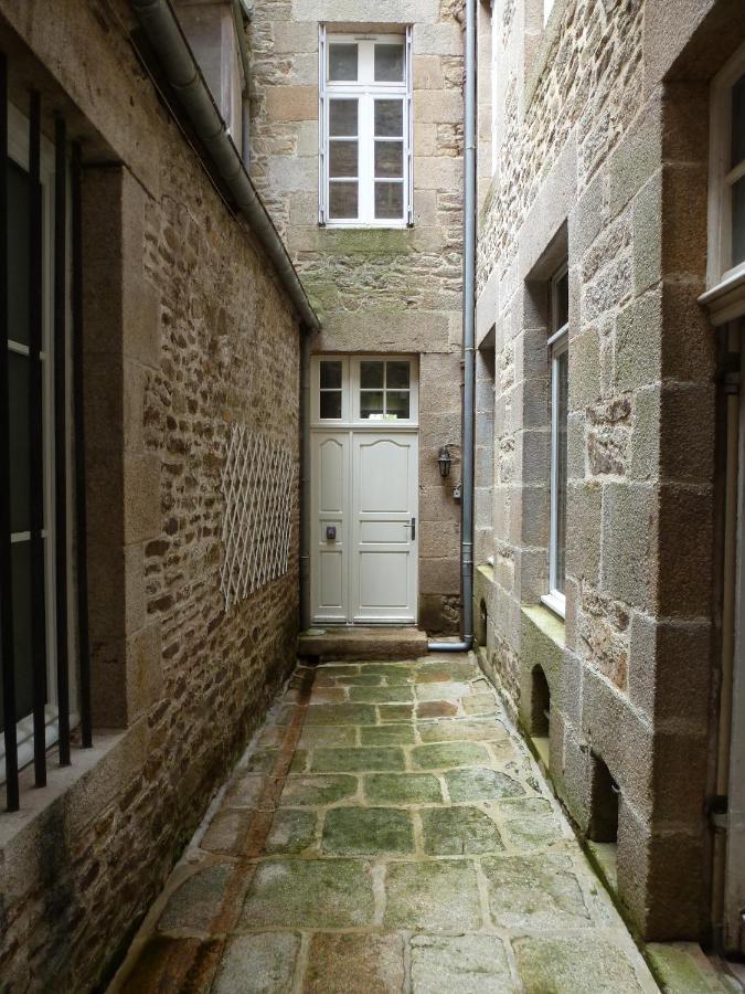 Appartement Des Remparts Дінан Екстер'єр фото